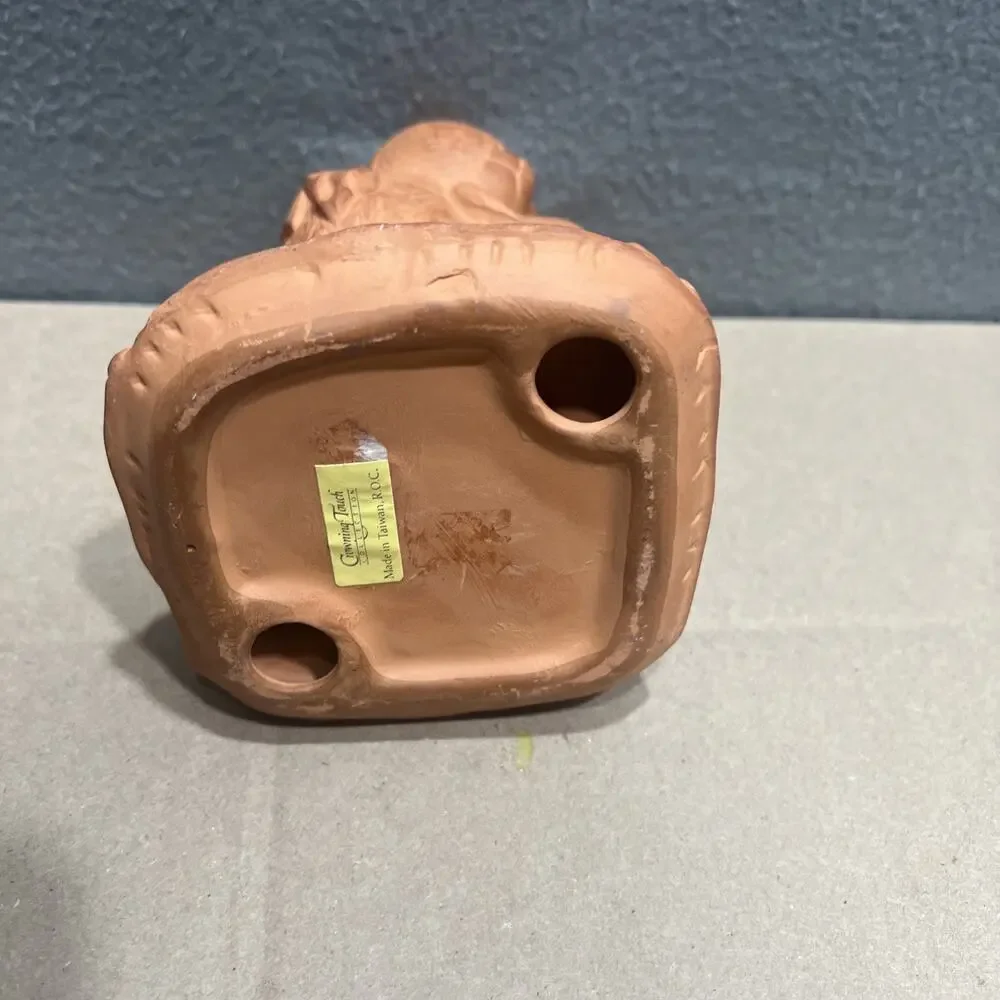 Crowning Touch Collection Terracotta Cat Figurine Depicting Two Snuggling Cat